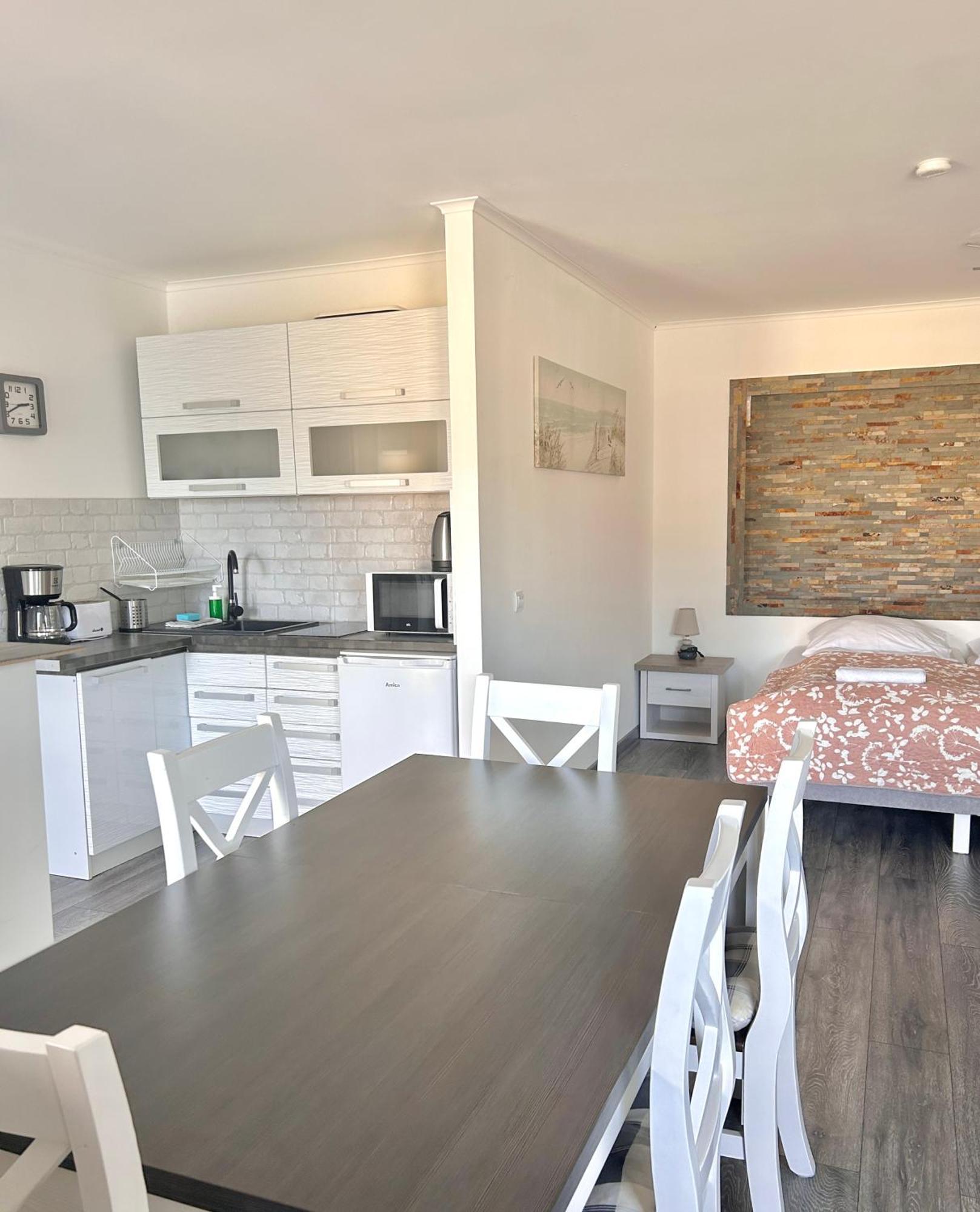 Apartamenty Neksø Eksteriør billede